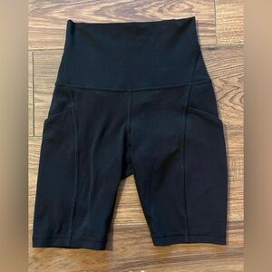 Lululemon align high-rise bike Short 6 inch